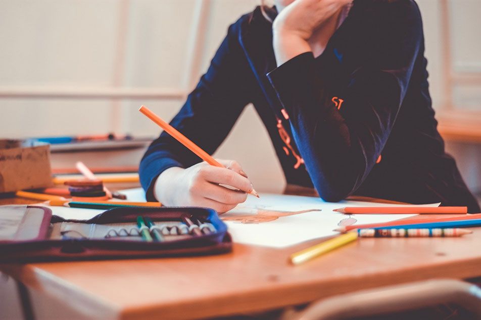 Intégrer les activités créatives en classe de langue